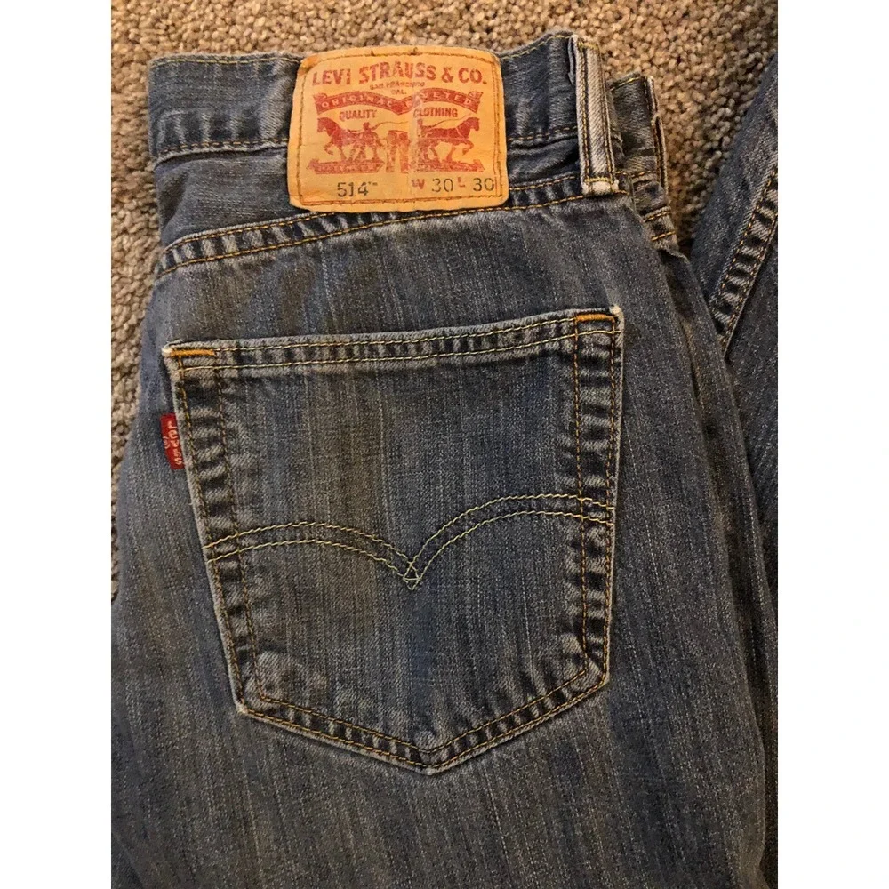 Levi's 514 - Men's - Straight -  Jeans Size 30x30 - Blue - Zipper Fly